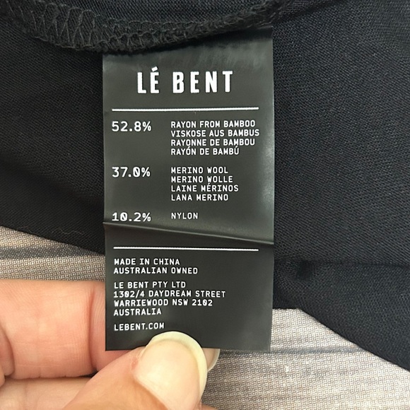 Le Bent Black White Ultralight Logo Print Short Sleeve Wool Bamboo T Shirt NWT - Picture 5 of 7